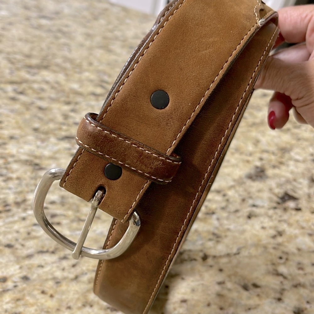 SILVER CREEK Brown Leather belt size 44”